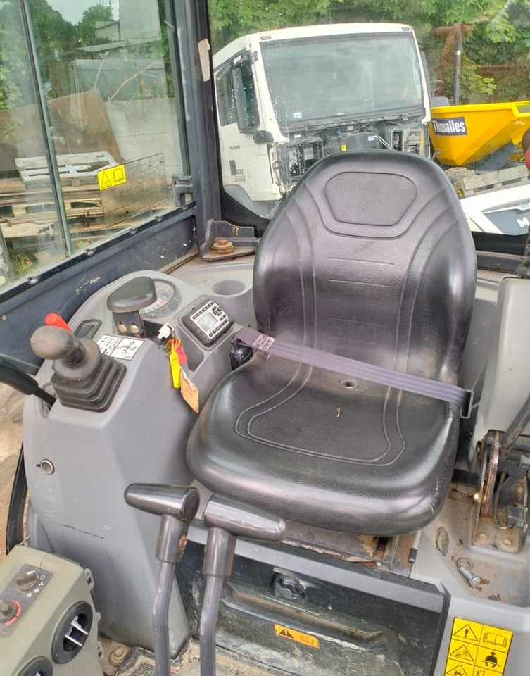Doosan DX19 - Bager gusjeničar: slika Doosan DX19 - Bager gusjeničar Doosan DX19 - Bager gusjeničar: slika Doosan DX19 - Bager gusjeničar