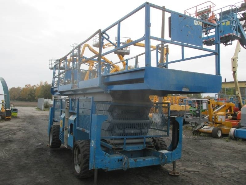 Genie GS 5390 RT - Škarasta podizna platforma: slika Genie GS 5390 RT - Škarasta podizna platforma Genie GS 5390 RT - Škarasta podizna platforma: slika Genie GS 5390 RT - Škarasta podizna platforma