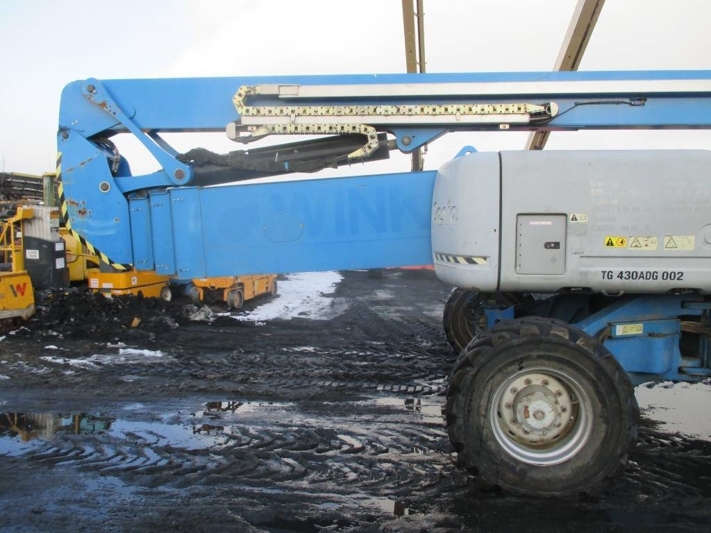 Genie Z 135 - Zglobni krak: slika Genie Z 135 - Zglobni krak Genie Z 135 - Zglobni krak: slika Genie Z 135 - Zglobni krak