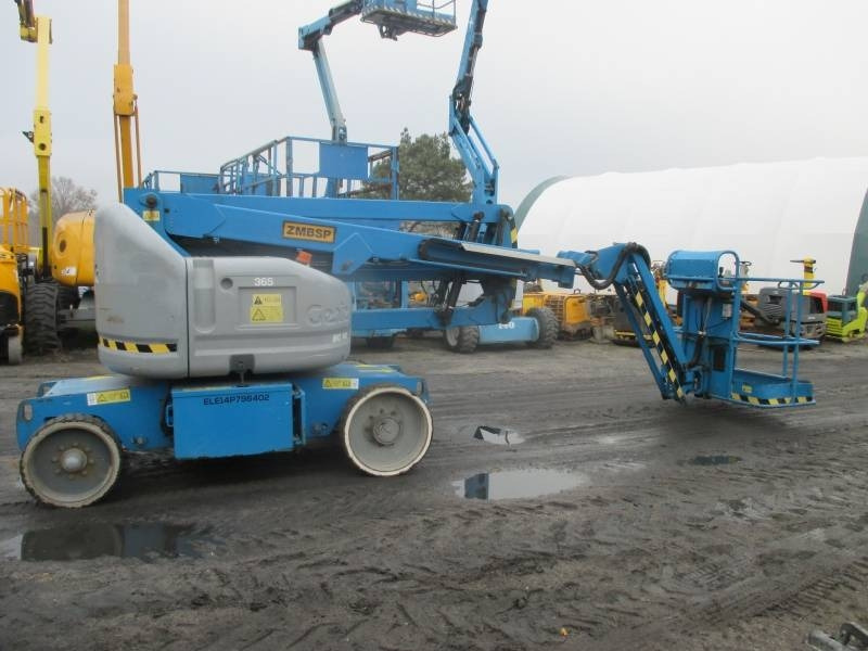 Genie Z 40/23 N - Zglobni krak: slika Genie Z 40/23 N - Zglobni krak Genie Z 40/23 N - Zglobni krak: slika Genie Z 40/23 N - Zglobni krak