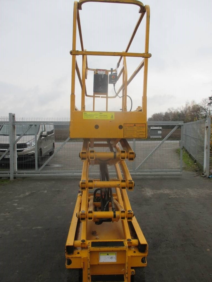 Haulotte Optimum 8 - Škarasta podizna platforma: slika Haulotte Optimum 8 - Škarasta podizna platforma Haulotte Optimum 8 - Škarasta podizna platforma: slika Haulotte Optimum 8 - Škarasta podizna platforma