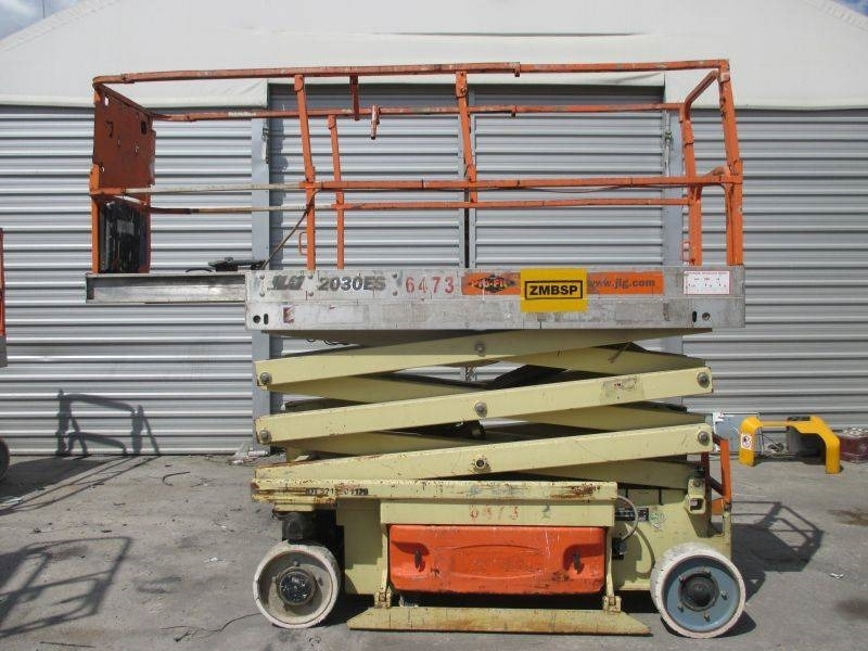 JLG 2030 ES - Škarasta podizna platforma: slika JLG 2030 ES - Škarasta podizna platforma JLG 2030 ES - Škarasta podizna platforma: slika JLG 2030 ES - Škarasta podizna platforma