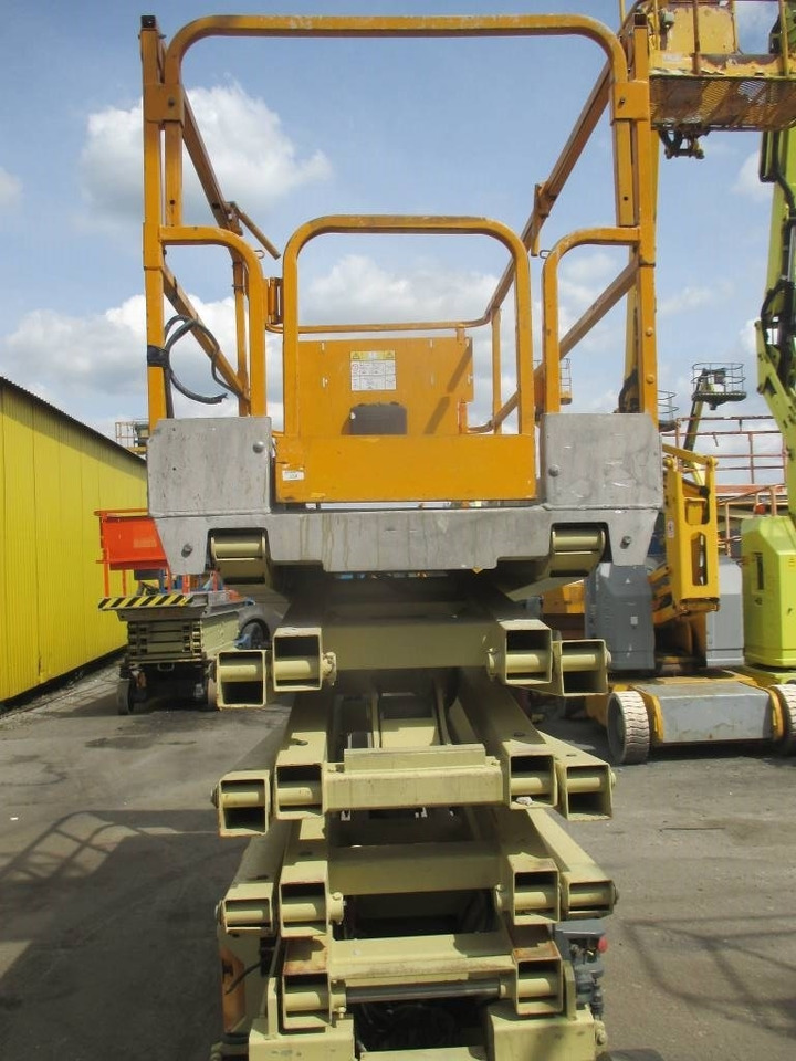 JLG 3246 ES - Škarasta podizna platforma: slika JLG 3246 ES - Škarasta podizna platforma JLG 3246 ES - Škarasta podizna platforma: slika JLG 3246 ES - Škarasta podizna platforma