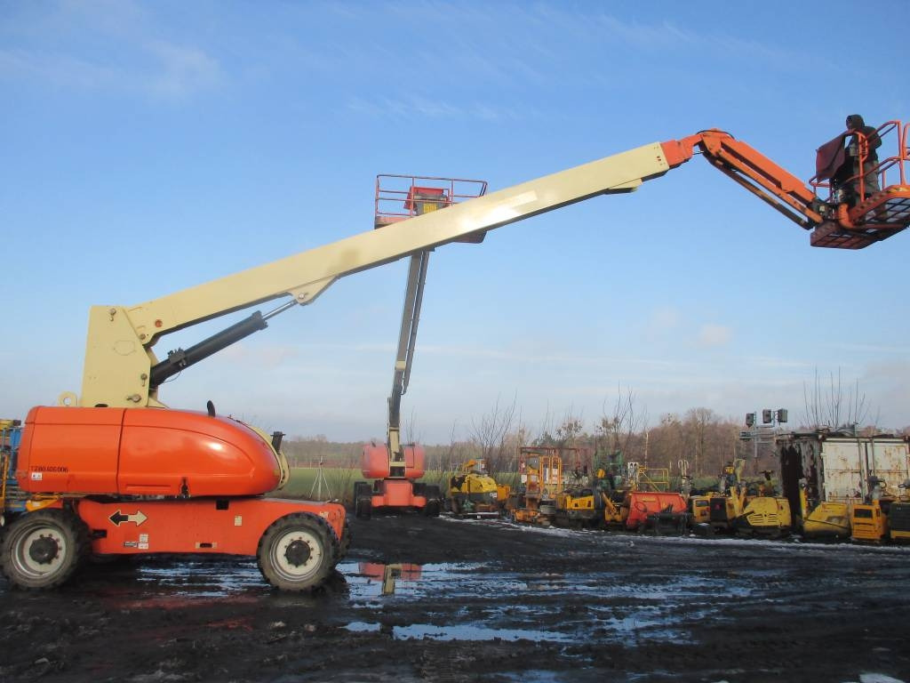 JLG 860 SJ - Teleskopski krak: slika JLG 860 SJ - Teleskopski krak JLG 860 SJ - Teleskopski krak: slika JLG 860 SJ - Teleskopski krak
