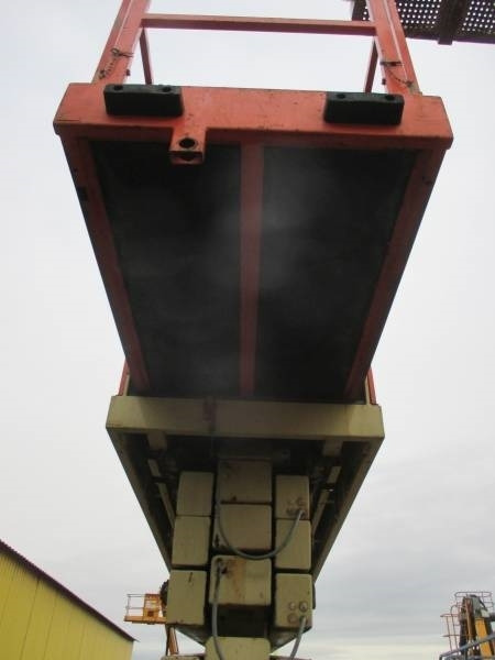 JLG Liftlux 180-12 - Škarasta podizna platforma: slika JLG Liftlux 180-12 - Škarasta podizna platforma JLG Liftlux 180-12 - Škarasta podizna platforma: slika JLG Liftlux 180-12 - Škarasta podizna platforma