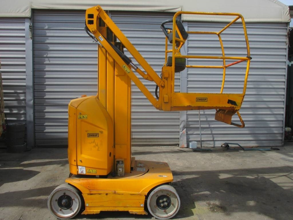 JLG Toucan 8 E - Platforma za podizanje stupa u okomitom položaju: slika JLG Toucan 8 E - Platforma za podizanje stupa u okomitom položaju JLG Toucan 8 E - Platforma za podizanje stupa u okomitom položaju: slika JLG Toucan 8 E - Platforma za podizanje stupa u okomitom položaju