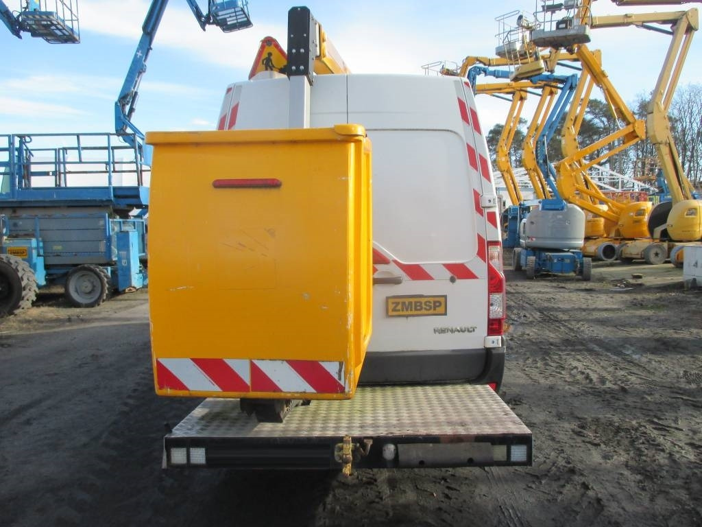 Klubb K32 - Podizna platforma montirana na kamion: slika Klubb K32 - Podizna platforma montirana na kamion Klubb K32 - Podizna platforma montirana na kamion: slika Klubb K32 - Podizna platforma montirana na kamion