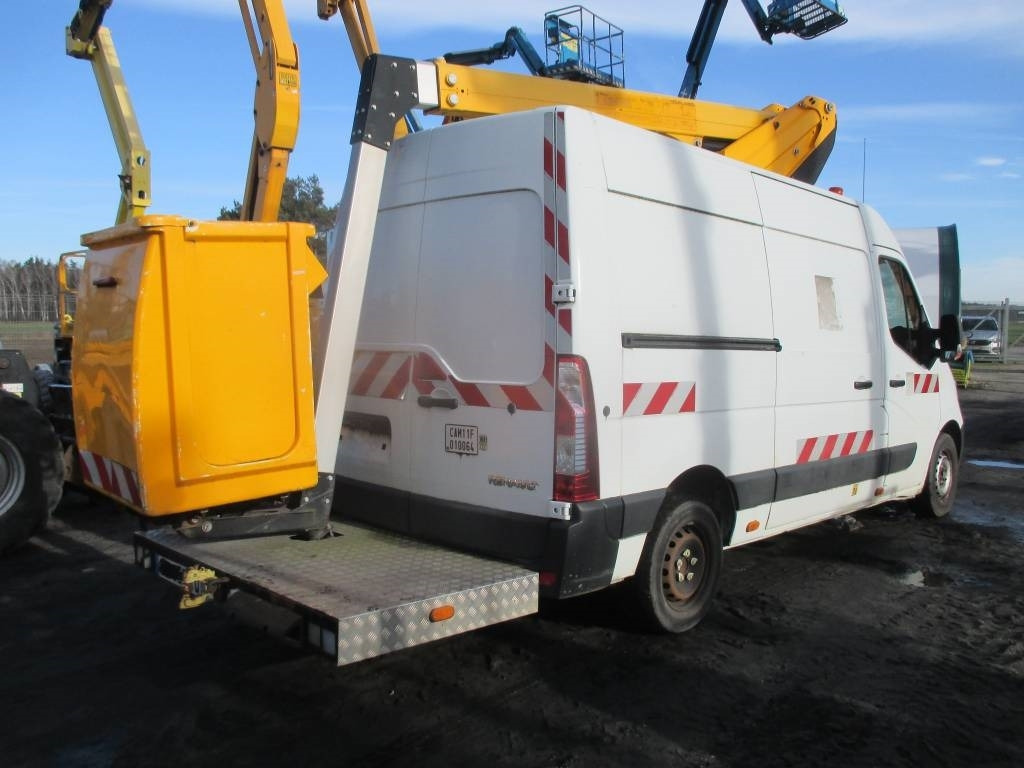 Klubb K32 - Podizna platforma montirana na kamion: slika Klubb K32 - Podizna platforma montirana na kamion Klubb K32 - Podizna platforma montirana na kamion: slika Klubb K32 - Podizna platforma montirana na kamion