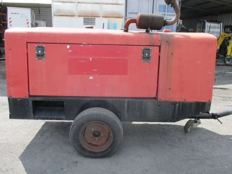 Lincoln E 500 S - Oprema za zavarivanje: slika Lincoln E 500 S - Oprema za zavarivanje Lincoln E 500 S - Oprema za zavarivanje: slika Lincoln E 500 S - Oprema za zavarivanje