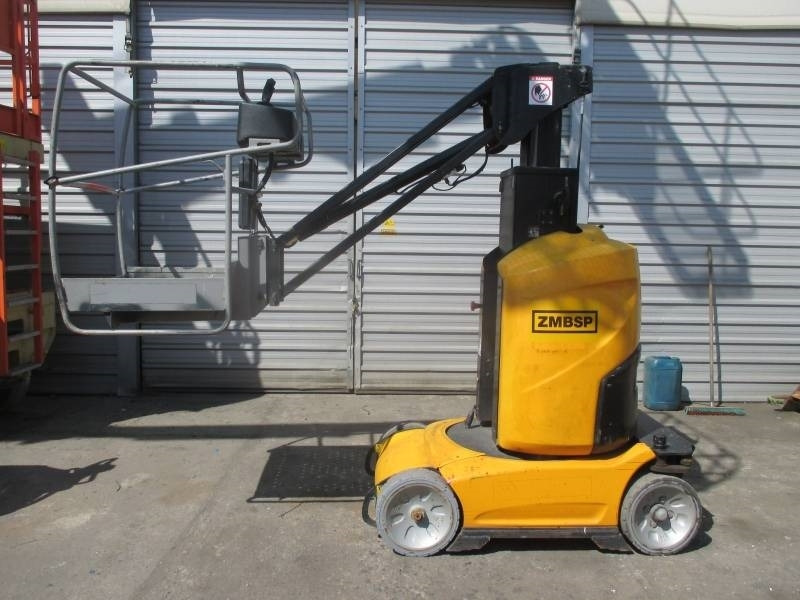 Manitou 100 VJR - Platforma za podizanje stupa u okomitom položaju: slika Manitou 100 VJR - Platforma za podizanje stupa u okomitom položaju Manitou 100 VJR - Platforma za podizanje stupa u okomitom položaju: slika Manitou 100 VJR - Platforma za podizanje stupa u okomitom položaju