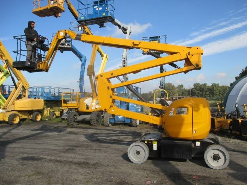 Manitou 170 AETJ - Zglobni krak: slika Manitou 170 AETJ - Zglobni krak Manitou 170 AETJ - Zglobni krak: slika Manitou 170 AETJ - Zglobni krak