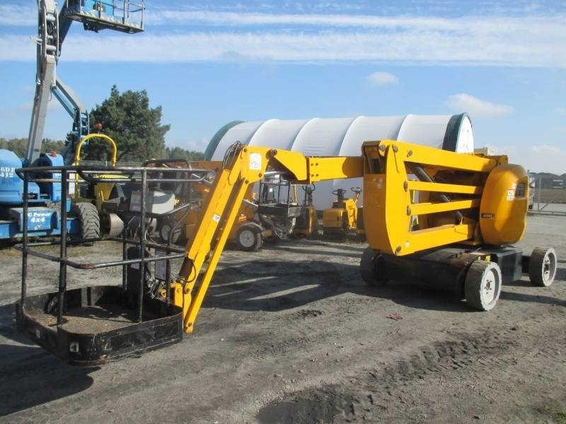 Manitou 170 AETJ - Zglobni krak: slika Manitou 170 AETJ - Zglobni krak Manitou 170 AETJ - Zglobni krak: slika Manitou 170 AETJ - Zglobni krak