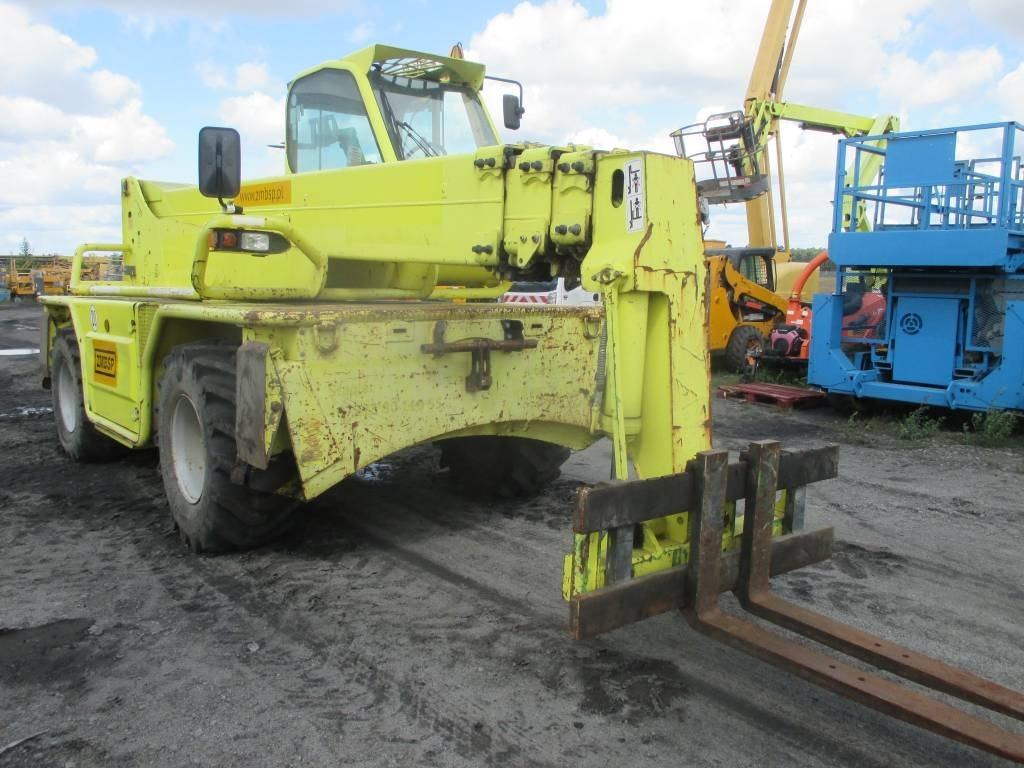 Merlo Roto 45.21 - Teleskopski rukovatelj: slika Merlo Roto 45.21 - Teleskopski rukovatelj Merlo Roto 45.21 - Teleskopski rukovatelj: slika Merlo Roto 45.21 - Teleskopski rukovatelj