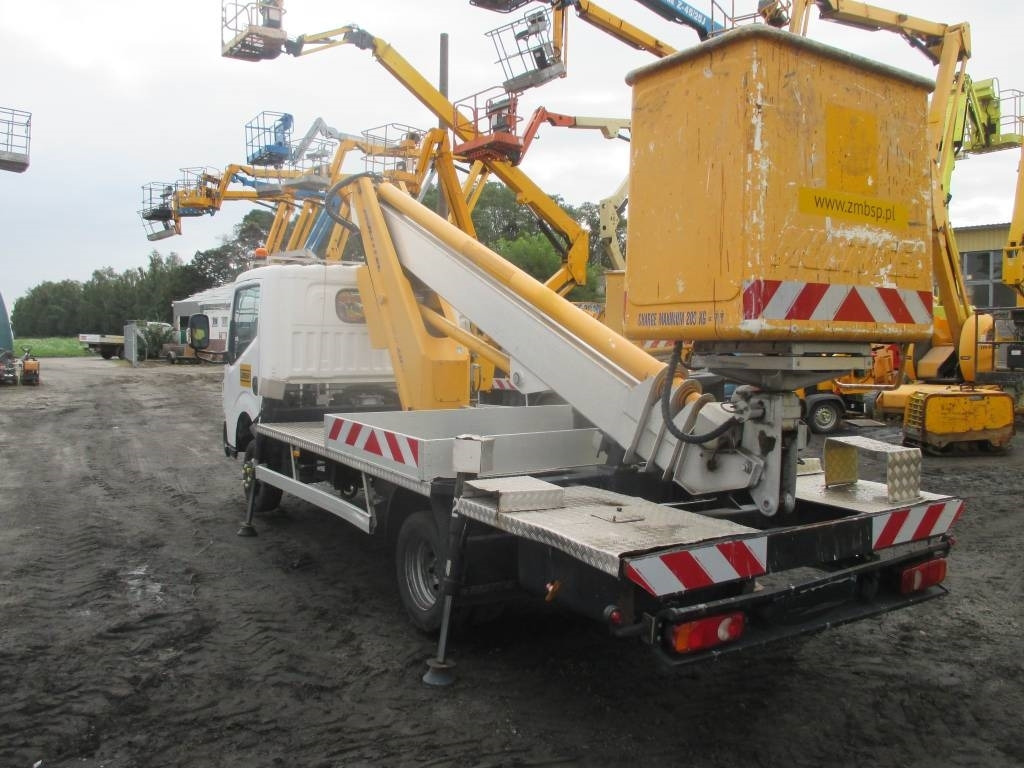 Multitel MT 202 - Podizna platforma montirana na kamion: slika Multitel MT 202 - Podizna platforma montirana na kamion Multitel MT 202 - Podizna platforma montirana na kamion: slika Multitel MT 202 - Podizna platforma montirana na kamion