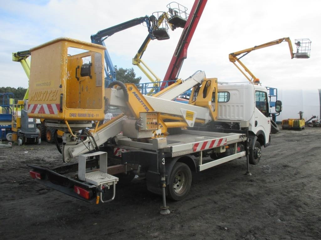 Multitel MX 170 - Podizna platforma montirana na kamion: slika Multitel MX 170 - Podizna platforma montirana na kamion Multitel MX 170 - Podizna platforma montirana na kamion: slika Multitel MX 170 - Podizna platforma montirana na kamion