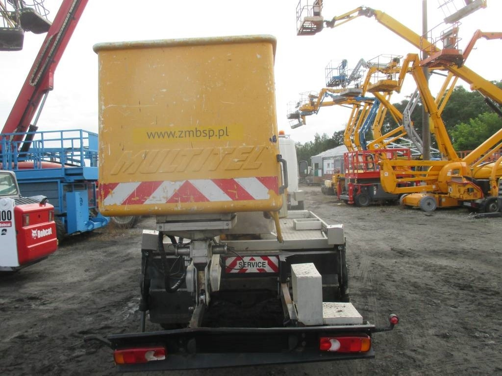 Multitel MX 170 - Podizna platforma montirana na kamion: slika Multitel MX 170 - Podizna platforma montirana na kamion Multitel MX 170 - Podizna platforma montirana na kamion: slika Multitel MX 170 - Podizna platforma montirana na kamion
