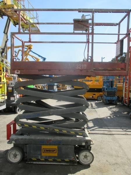 SkyJack SJ III 3219 - Škarasta podizna platforma: slika SkyJack SJ III 3219 - Škarasta podizna platforma SkyJack SJ III 3219 - Škarasta podizna platforma: slika SkyJack SJ III 3219 - Škarasta podizna platforma