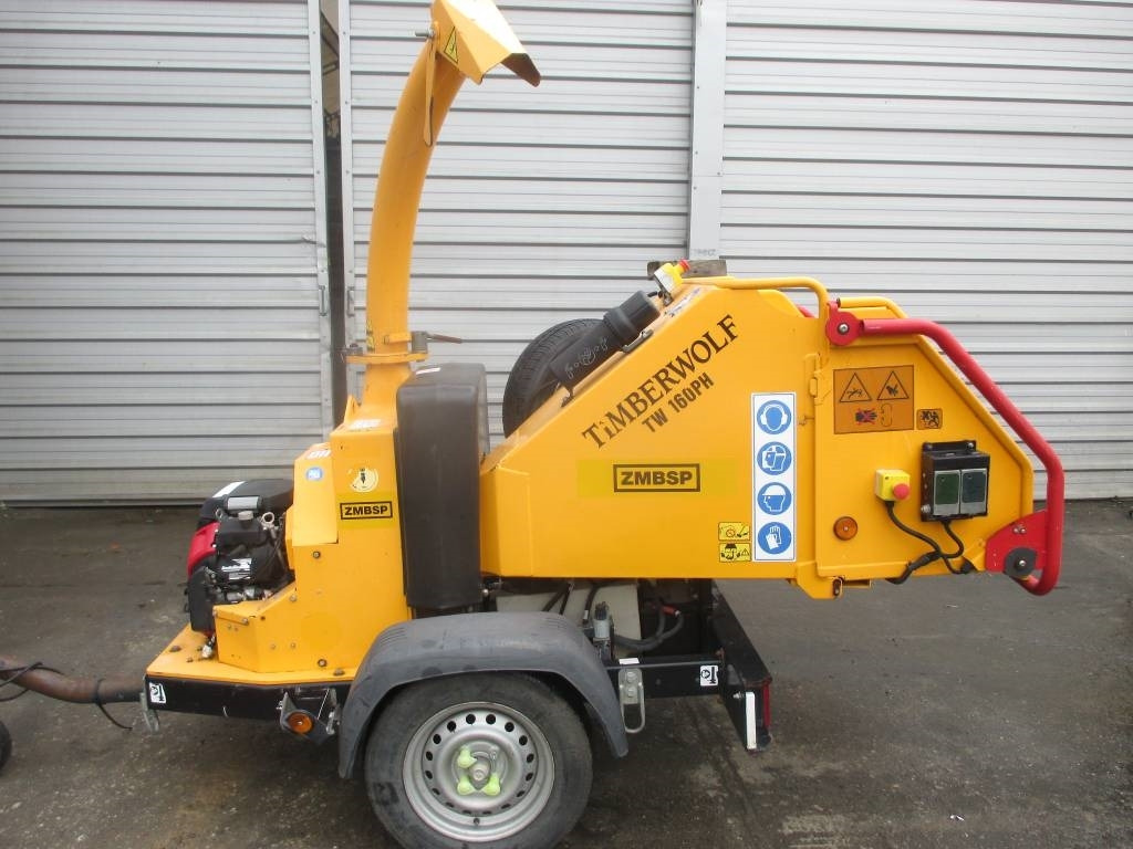 Timberwolf TW160PH - Drobilica za drvo: slika Timberwolf TW160PH - Drobilica za drvo Timberwolf TW160PH - Drobilica za drvo: slika Timberwolf TW160PH - Drobilica za drvo