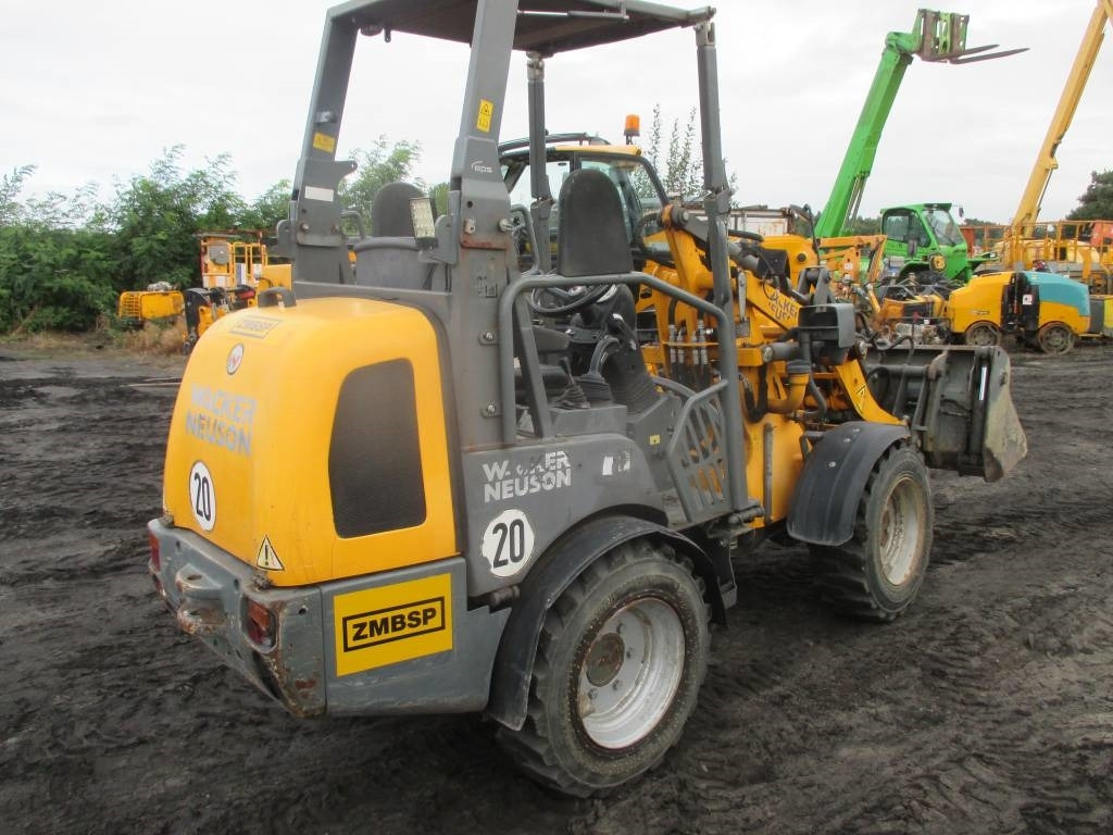 Wacker Neuson WL 25 - Utovarivač na kotačima: slika Wacker Neuson WL 25 - Utovarivač na kotačima Wacker Neuson WL 25 - Utovarivač na kotačima: slika Wacker Neuson WL 25 - Utovarivač na kotačima