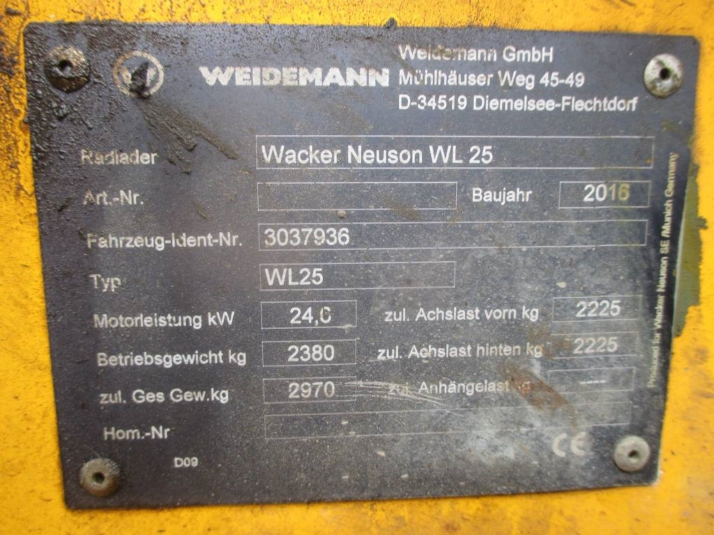 Utovarivač na kotačima Wacker Neuson WL 25: slika Utovarivač na kotačima Wacker Neuson WL 25