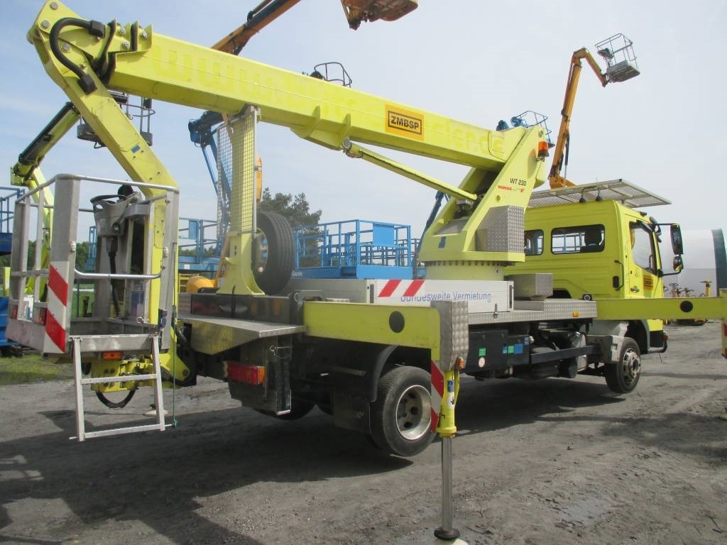 Wumag WT 230 - Podizna platforma montirana na kamion: slika Wumag WT 230 - Podizna platforma montirana na kamion Wumag WT 230 - Podizna platforma montirana na kamion: slika Wumag WT 230 - Podizna platforma montirana na kamion