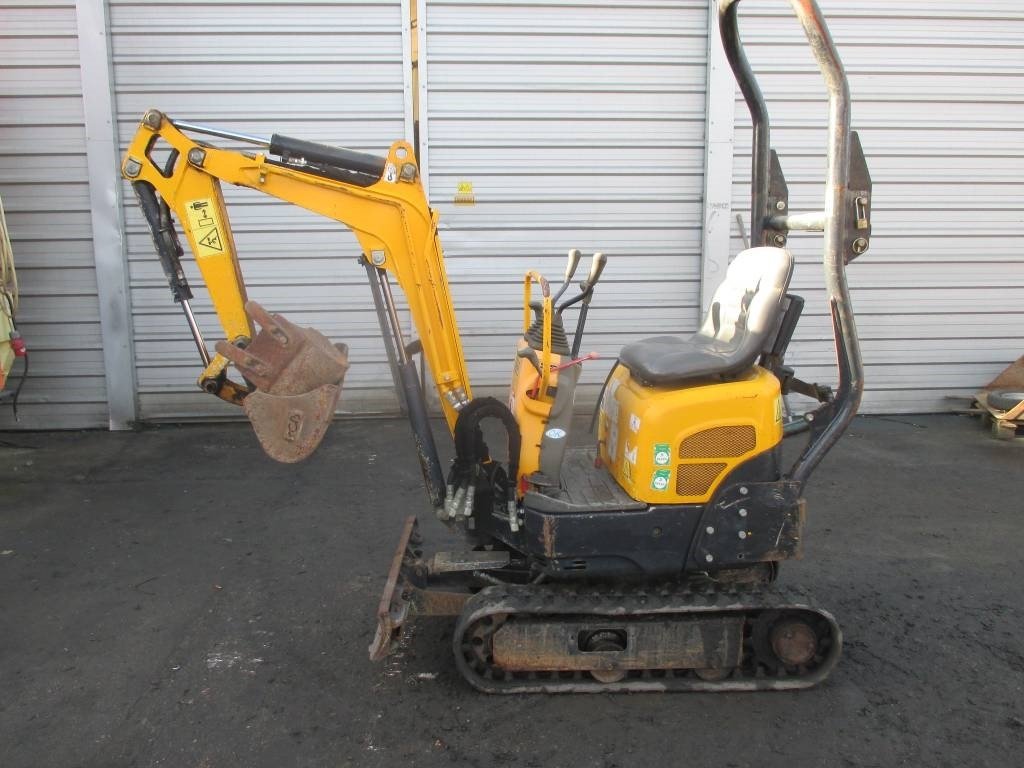 Yanmar SV 08-1 A - Mini bager: slika Yanmar SV 08-1 A - Mini bager Yanmar SV 08-1 A - Mini bager: slika Yanmar SV 08-1 A - Mini bager