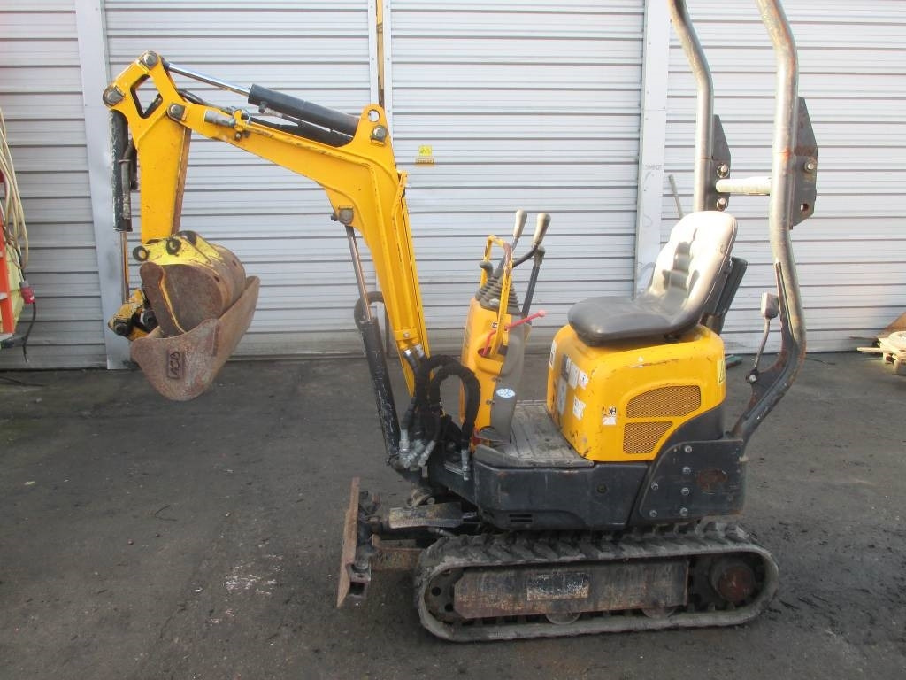 Yanmar SV 08-1 A - Mini bager: slika Yanmar SV 08-1 A - Mini bager Yanmar SV 08-1 A - Mini bager: slika Yanmar SV 08-1 A - Mini bager