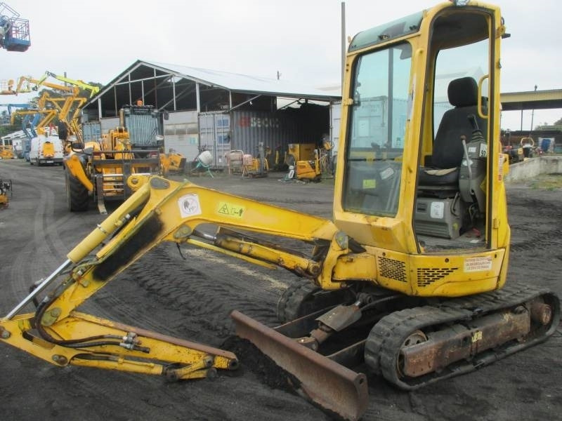 Yanmar Vio 20-4 - Mini bager: slika Yanmar Vio 20-4 - Mini bager Yanmar Vio 20-4 - Mini bager: slika Yanmar Vio 20-4 - Mini bager