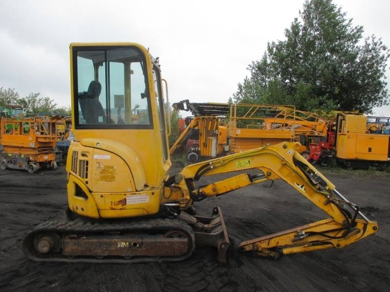 Yanmar Vio 20-4 - Mini bager: slika Yanmar Vio 20-4 - Mini bager Yanmar Vio 20-4 - Mini bager: slika Yanmar Vio 20-4 - Mini bager