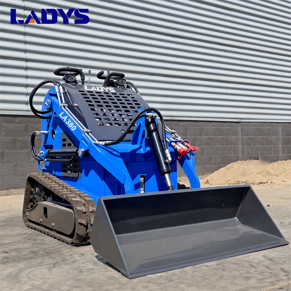 LADYS LA380 Mini Skid Steer Loader Compact Track Diesel Cheap Mini Skid Steer Loader For Sale With Mini Skid Steer Attachments 4 In 1 Bucket - Mini utovarivač: slika LADYS LA380 Mini Skid Steer Loader Compact Track Diesel Cheap Mini Skid Steer Loader For Sale With Mini Skid Steer Attachments 4 In 1 Bucket - Mini utovarivač LADYS LA380 Mini Skid Steer Loader Compact Track Diesel Cheap Mini Skid Steer Loader For Sale With Mini Skid Steer Attachments 4 In 1 Bucket - Mini utovarivač: slika LADYS LA380 Mini Skid Steer Loader Compact Track Diesel Cheap Mini Skid Steer Loader For Sale With Mini Skid Steer Attachments 4 In 1 Bucket - Mini utovarivač