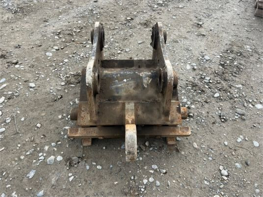 Attache rapide hydraulique verachtert CW45 - Brza spojka: slika Attache rapide hydraulique verachtert CW45 - Brza spojka Attache rapide hydraulique verachtert CW45 - Brza spojka: slika Attache rapide hydraulique verachtert CW45 - Brza spojka