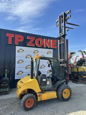 Ausa Ausa C150HX4 4X4 en 4m Triplex à 22 500 E HT - Viličar za teške terene: slika Ausa Ausa C150HX4 4X4 en 4m Triplex à 22 500 E HT - Viličar za teške terene Ausa Ausa C150HX4 4X4 en 4m Triplex à 22 500 E HT - Viličar za teške terene: slika Ausa Ausa C150HX4 4X4 en 4m Triplex à 22 500 E HT - Viličar za teške terene