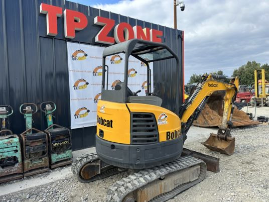Bobcat E26 à 17500 € ht - Mini bager: slika Bobcat E26 à 17500 € ht - Mini bager Bobcat E26 à 17500 € ht - Mini bager: slika Bobcat E26 à 17500 € ht - Mini bager