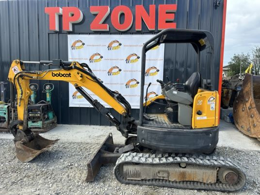Bobcat E26 à 17500 € ht - Mini bager: slika Bobcat E26 à 17500 € ht - Mini bager Bobcat E26 à 17500 € ht - Mini bager: slika Bobcat E26 à 17500 € ht - Mini bager