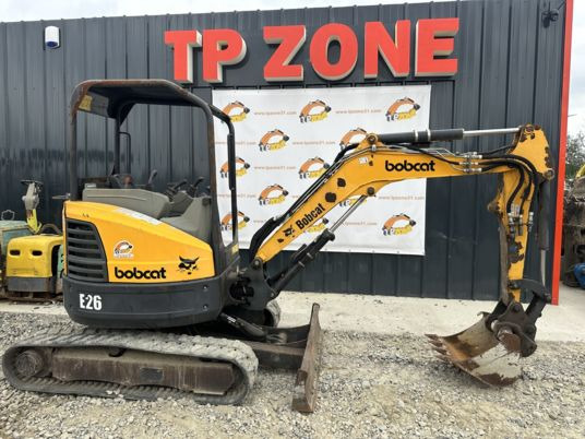 Bobcat E26 à 18900 € HT - Mini bager: slika Bobcat E26 à 18900 € HT - Mini bager Bobcat E26 à 18900 € HT - Mini bager: slika Bobcat E26 à 18900 € HT - Mini bager