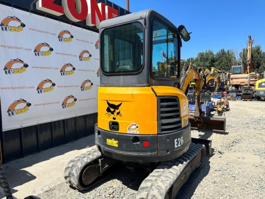 Bobcat E26 cabine a 21500 € HT - Mini bager: slika Bobcat E26 cabine a 21500 € HT - Mini bager Bobcat E26 cabine a 21500 € HT - Mini bager: slika Bobcat E26 cabine a 21500 € HT - Mini bager