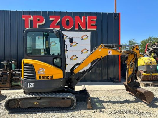 Bobcat E26 cabine a 21500 € HT - Mini bager: slika Bobcat E26 cabine a 21500 € HT - Mini bager Bobcat E26 cabine a 21500 € HT - Mini bager: slika Bobcat E26 cabine a 21500 € HT - Mini bager