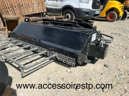 Broyeur pour mini chargeur - Malčer sa čekićima: slika Broyeur pour mini chargeur - Malčer sa čekićima Broyeur pour mini chargeur - Malčer sa čekićima: slika Broyeur pour mini chargeur - Malčer sa čekićima