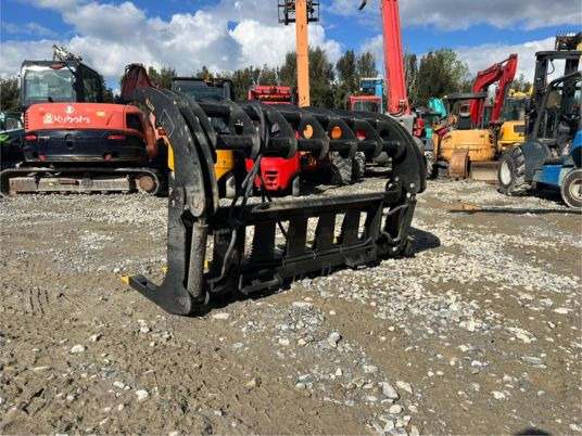 Godet crocodile pour mini chargeur - Korpa: slika Godet crocodile pour mini chargeur - Korpa Godet crocodile pour mini chargeur - Korpa: slika Godet crocodile pour mini chargeur - Korpa