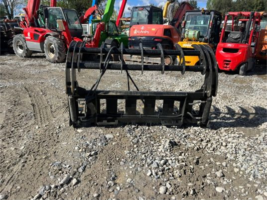 Godet crocodile pour mini chargeur - Korpa: slika Godet crocodile pour mini chargeur - Korpa Godet crocodile pour mini chargeur - Korpa: slika Godet crocodile pour mini chargeur - Korpa