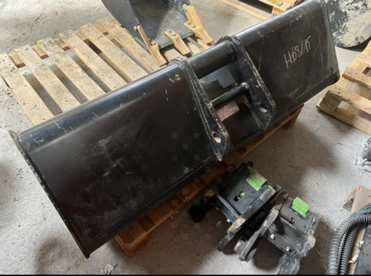 Godet de curage terex - Korpa za bager: slika Godet de curage terex - Korpa za bager Godet de curage terex - Korpa za bager: slika Godet de curage terex - Korpa za bager