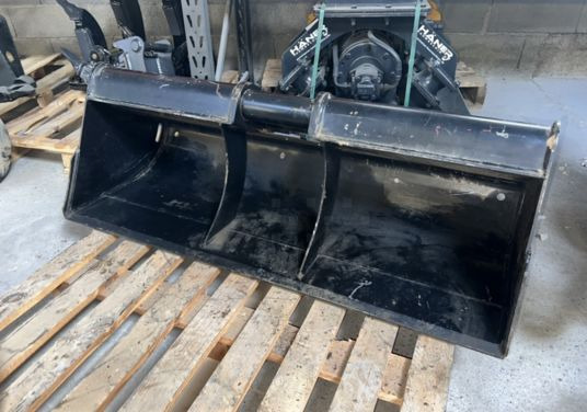 Godet de curage terex - Korpa za bager: slika Godet de curage terex - Korpa za bager Godet de curage terex - Korpa za bager: slika Godet de curage terex - Korpa za bager