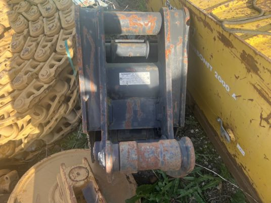 Godet éjecteur attache terex - Korpa za bager: slika Godet éjecteur attache terex - Korpa za bager Godet éjecteur attache terex - Korpa za bager: slika Godet éjecteur attache terex - Korpa za bager