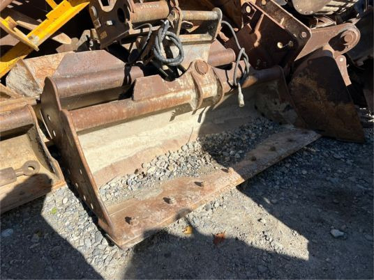 Godet inclinable S60 - Korpa: slika Godet inclinable S60 - Korpa Godet inclinable S60 - Korpa: slika Godet inclinable S60 - Korpa