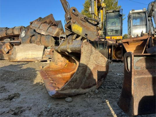 Godet inclinable Volvo S50 - Korpa za bager: slika Godet inclinable Volvo S50 - Korpa za bager Godet inclinable Volvo S50 - Korpa za bager: slika Godet inclinable Volvo S50 - Korpa za bager