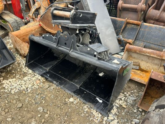 Godet inclinable pour pelle - Ms08 - Korpa: slika Godet inclinable pour pelle - Ms08 - Korpa Godet inclinable pour pelle - Ms08 - Korpa: slika Godet inclinable pour pelle - Ms08 - Korpa