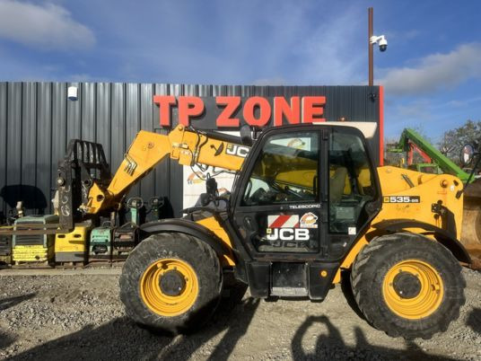 JCB 535-95 Turbo à 37500 E HT - Teleskopski rukovatelj: slika JCB 535-95 Turbo à 37500 E HT - Teleskopski rukovatelj JCB 535-95 Turbo à 37500 E HT - Teleskopski rukovatelj: slika JCB 535-95 Turbo à 37500 E HT - Teleskopski rukovatelj