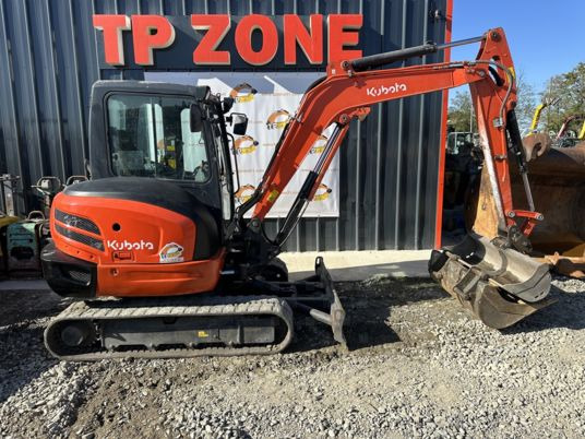 Kubota KX042-4 Luxe à 29500 € HT - Mini bager: slika Kubota KX042-4 Luxe à 29500 € HT - Mini bager Kubota KX042-4 Luxe à 29500 € HT - Mini bager: slika Kubota KX042-4 Luxe à 29500 € HT - Mini bager