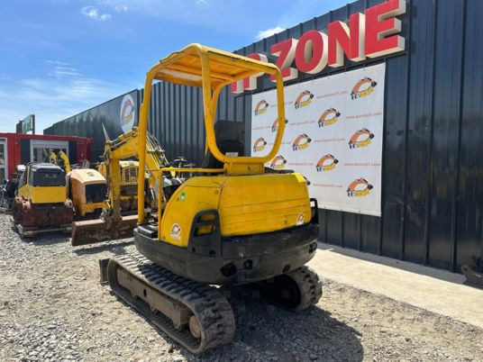Kubota KX61-3 à 18500 € HT - Mini bager: slika Kubota KX61-3 à 18500 € HT - Mini bager Kubota KX61-3 à 18500 € HT - Mini bager: slika Kubota KX61-3 à 18500 € HT - Mini bager