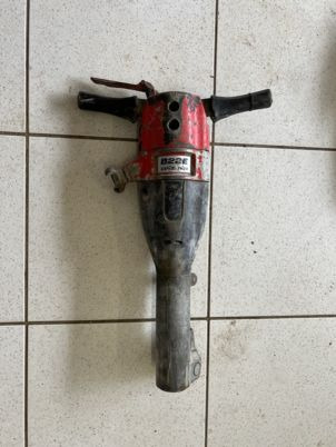 Marteau piqueur pneumatique air kaeser B22E - Građevinska oprema: slika Marteau piqueur pneumatique air kaeser B22E - Građevinska oprema Marteau piqueur pneumatique air kaeser B22E - Građevinska oprema: slika Marteau piqueur pneumatique air kaeser B22E - Građevinska oprema